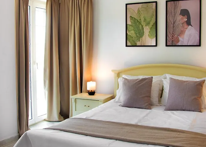 וילה Topophilia מונמבאסיה